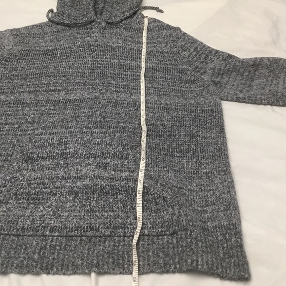 Old Navy extra large sweater with hoodie - Picture 2 of 13